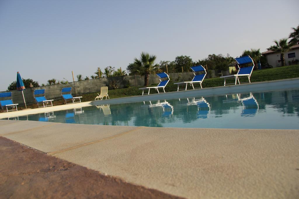 Agliado Villa Platamona Buitenkant foto