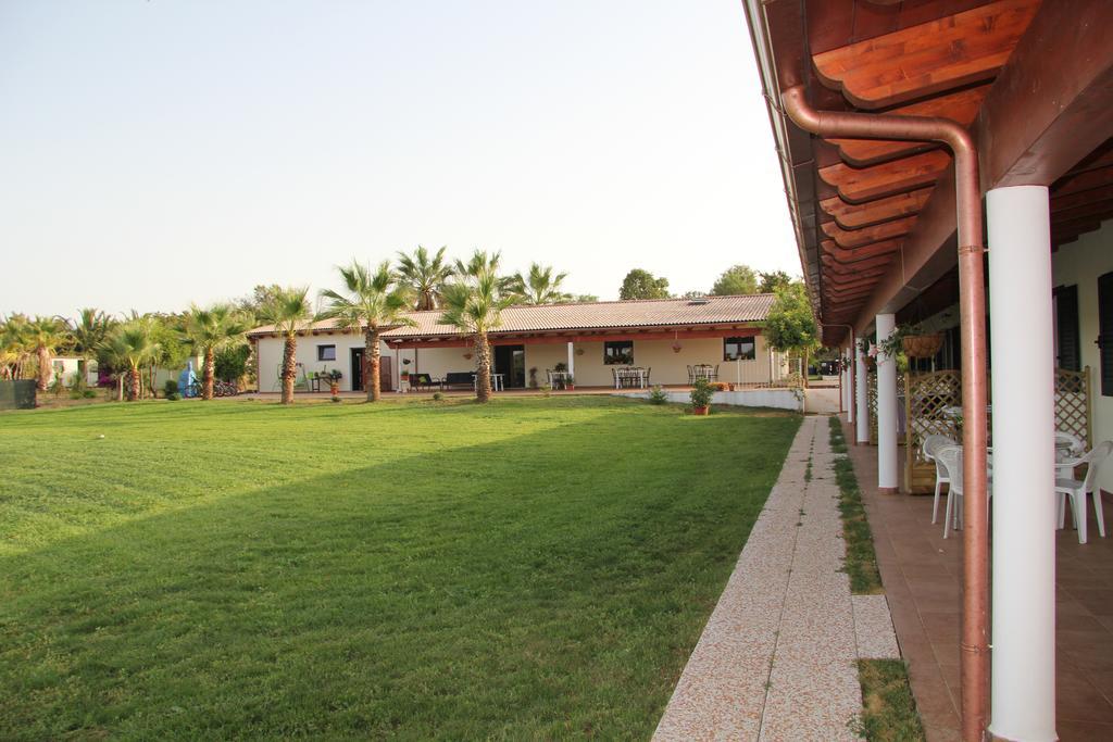 Agliado Villa Platamona Buitenkant foto