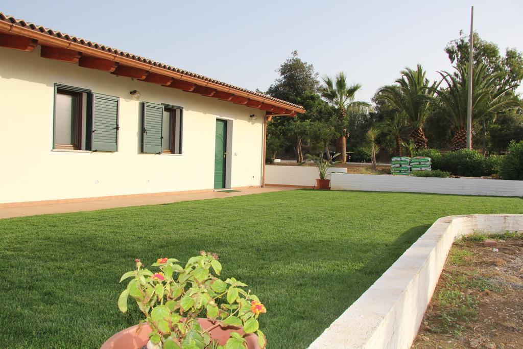 Agliado Villa Platamona Buitenkant foto