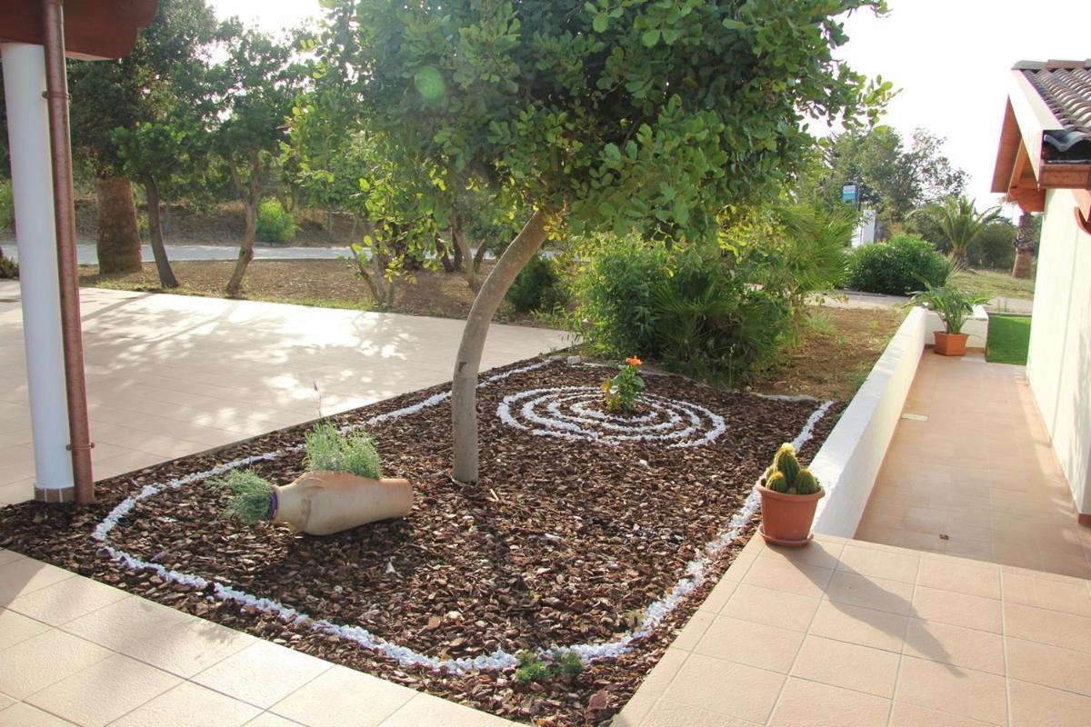 Agliado Villa Platamona Buitenkant foto